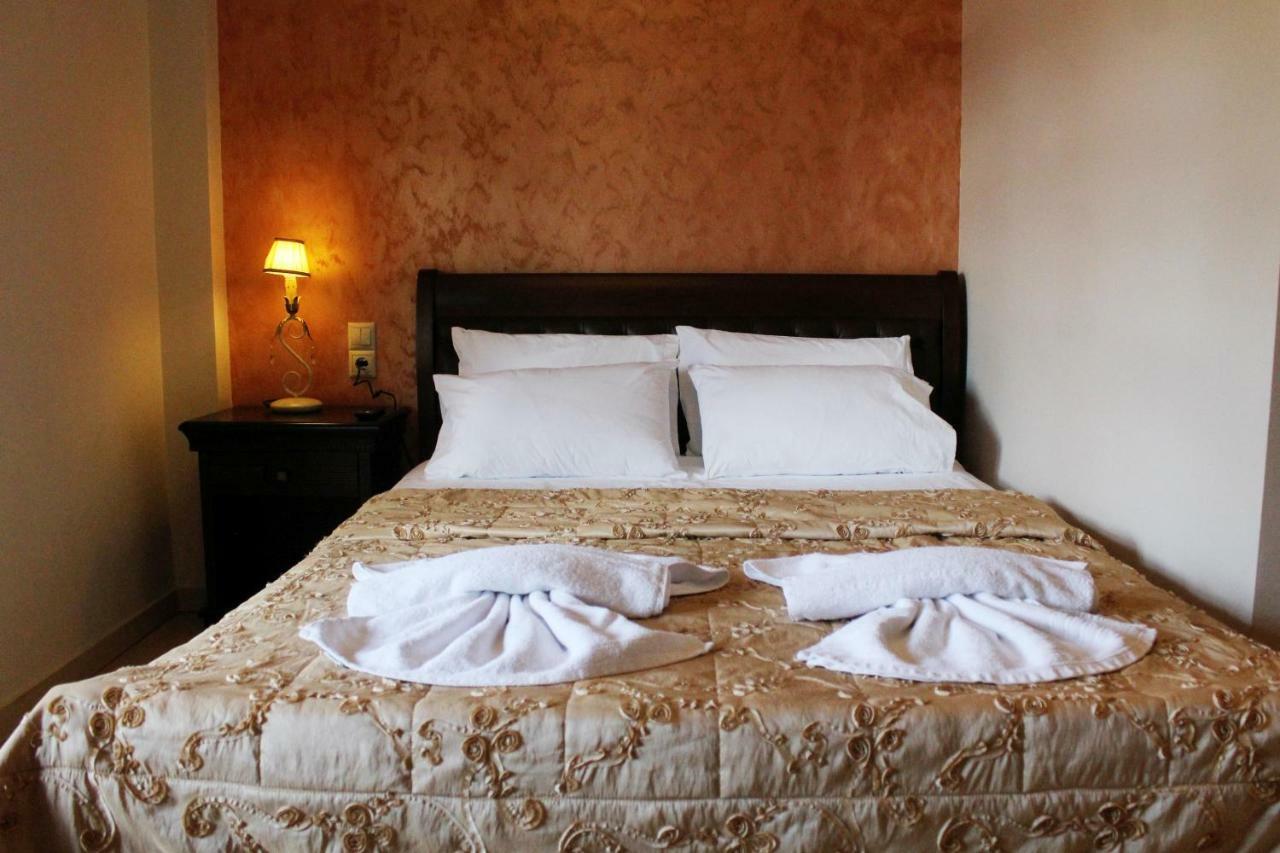 קאלאבאקה Guesthouse Vavitsas מראה חיצוני תמונה